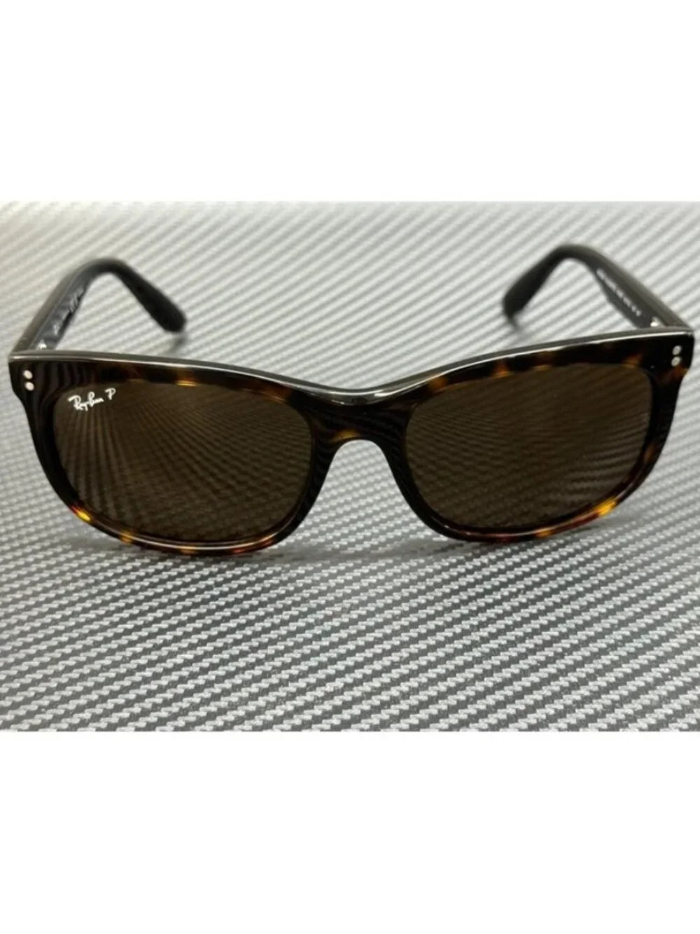 New Ray-Ban Men  Brown Havana Sunglasses 60-19-145
